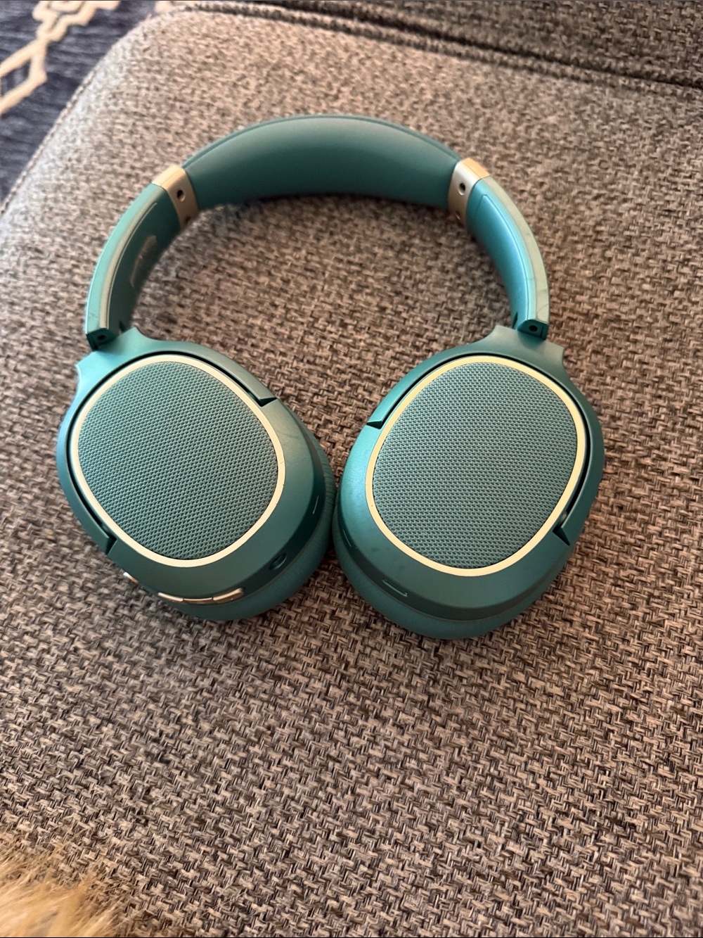 heyday Teal Over-Ear Headphones with Gold Accents